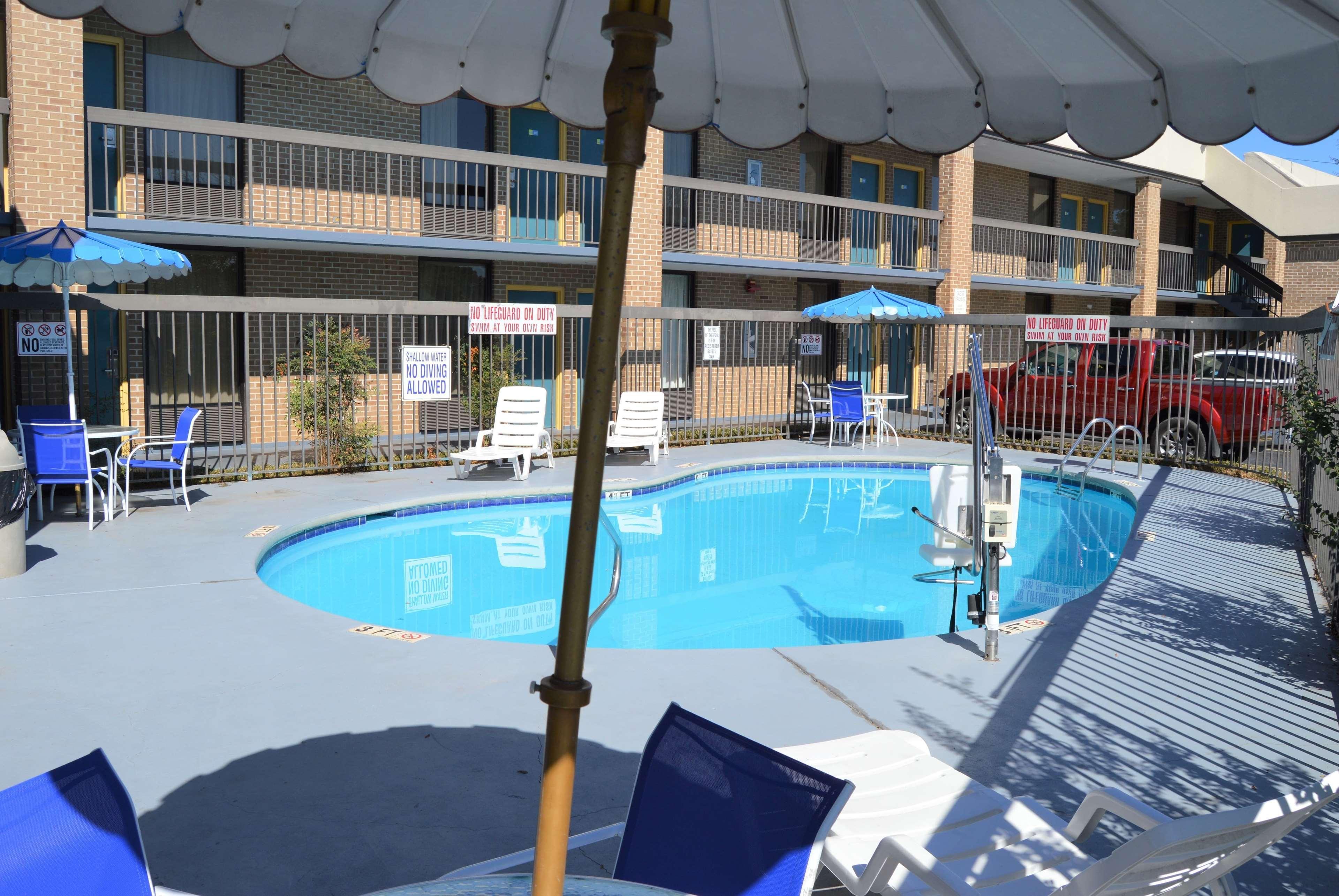Days Inn By Wyndham Easley West Of Greenville/Clemson Area Exterior foto
